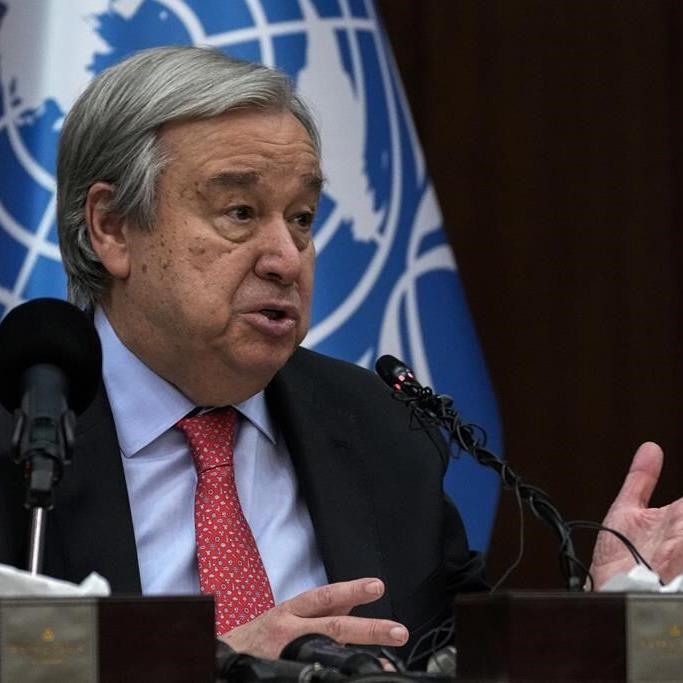 UN chief praises moves toward stability in rare Iraq visit